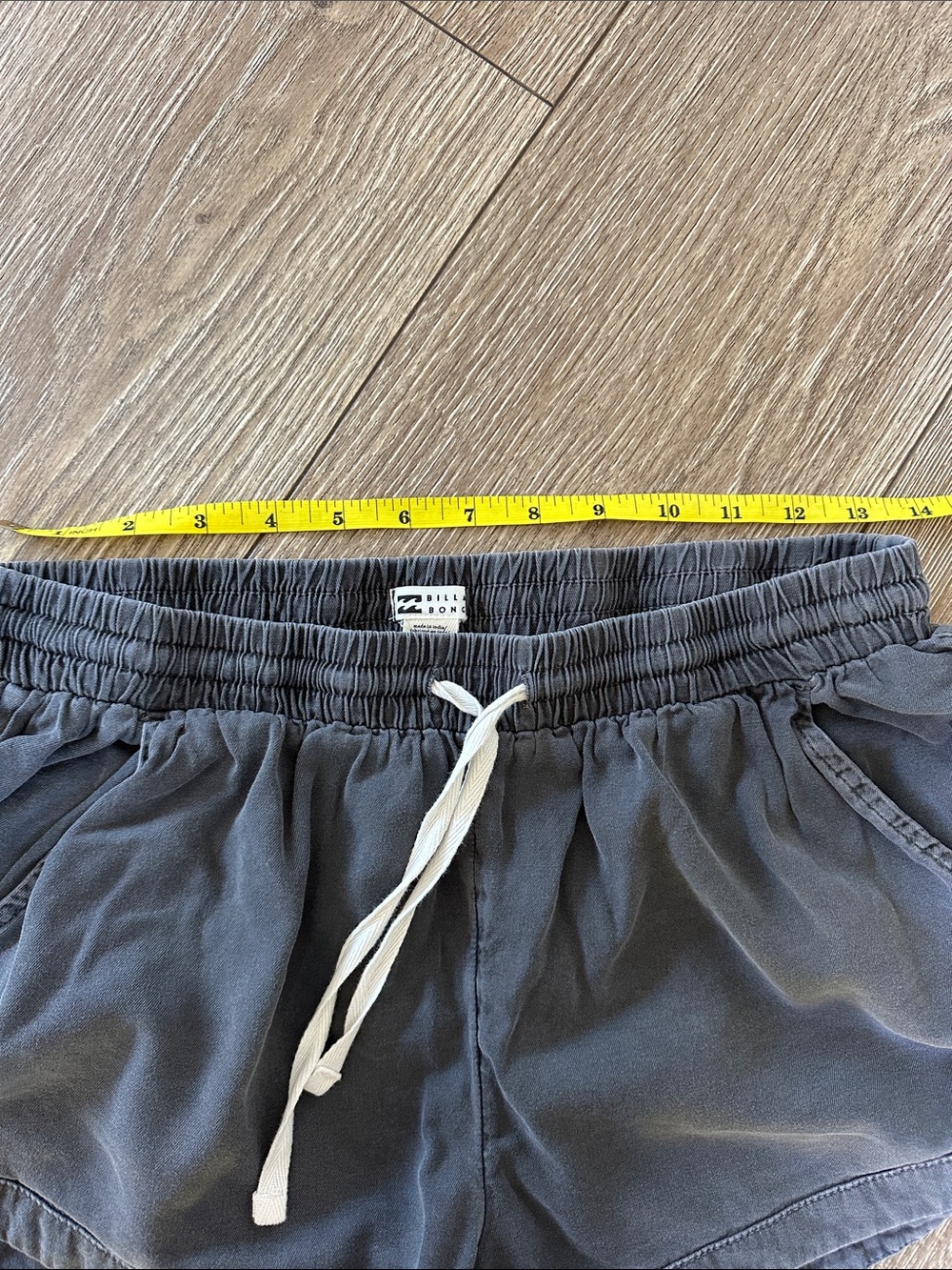 Billabong shorts - Picture 4 of 7